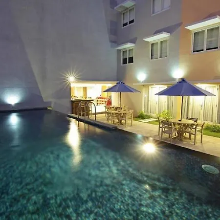 Santosa City Hotel